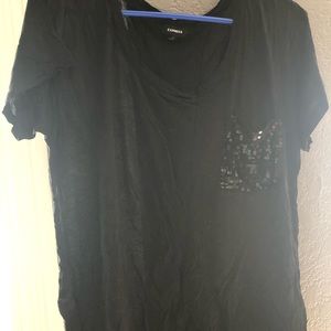 Express black tee